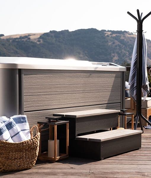 Spa para exterior Hot Spot modelo Relay con capacidad de 6 personas y gabinete color Almond - Imagen 9