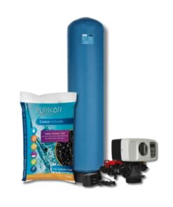 Filtro de carbon activado Purikor con valvula automatica por demanda PKVF26D y tanque PKT de 9" x 48" con capacidad de 1 ft3