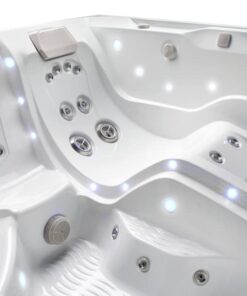 Spa para exterior Limelight modelo Flair con capacidad de 6 personas y gabinete color Coastal Gray - Imagen 4