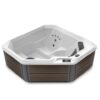 Spa para exterior Hot Spot modelo TX con capacidad de 2 personas y gabinete color Havana