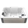 Spa para exterior Hot Spot modelo Stride con capacidad de 3 personas y gabinete color Almond