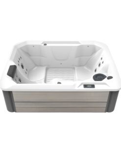 Spa para exterior Hot Spot modelo Stride con capacidad de 3 personas y gabinete color Almond