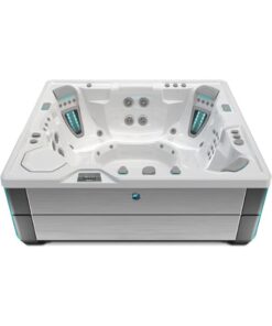 Spa para exterior Highlife modelo Grandee con capacidad de 7 personas y gabinete color Brushed Nickel